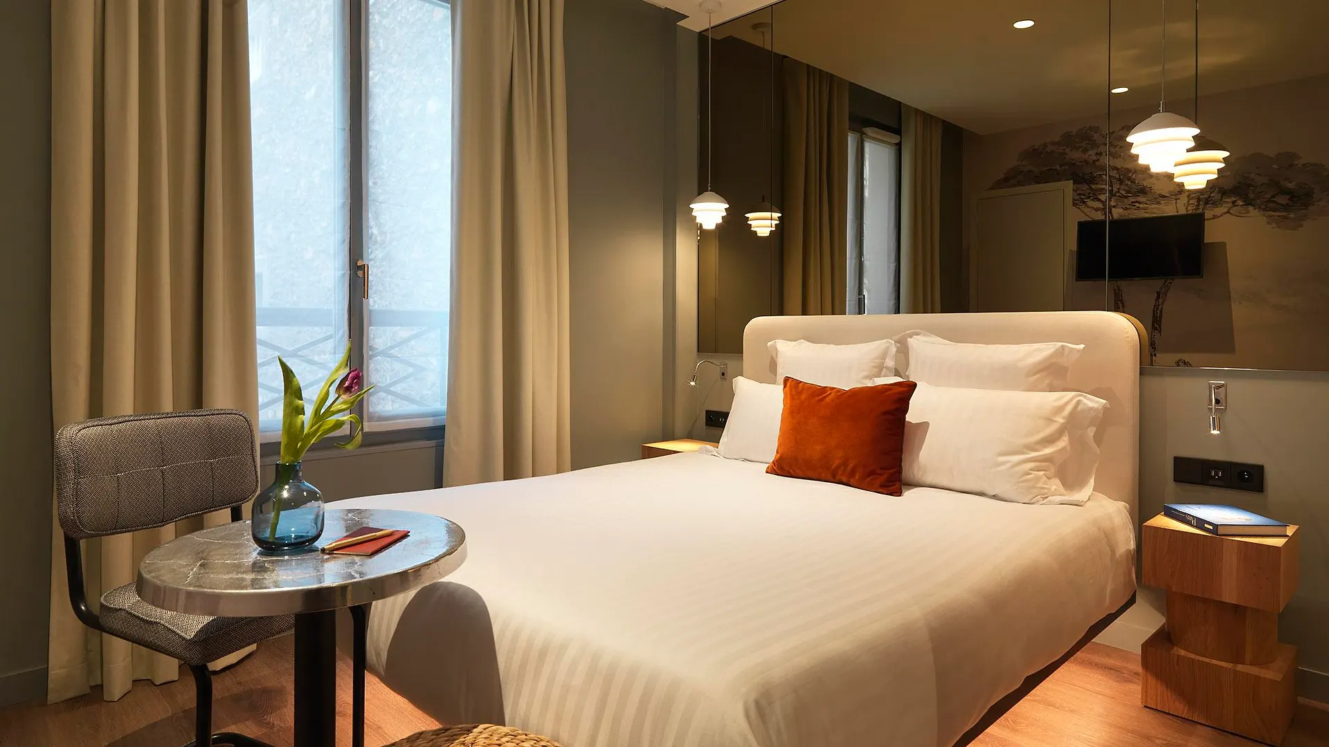 Meridional Paris Hotel