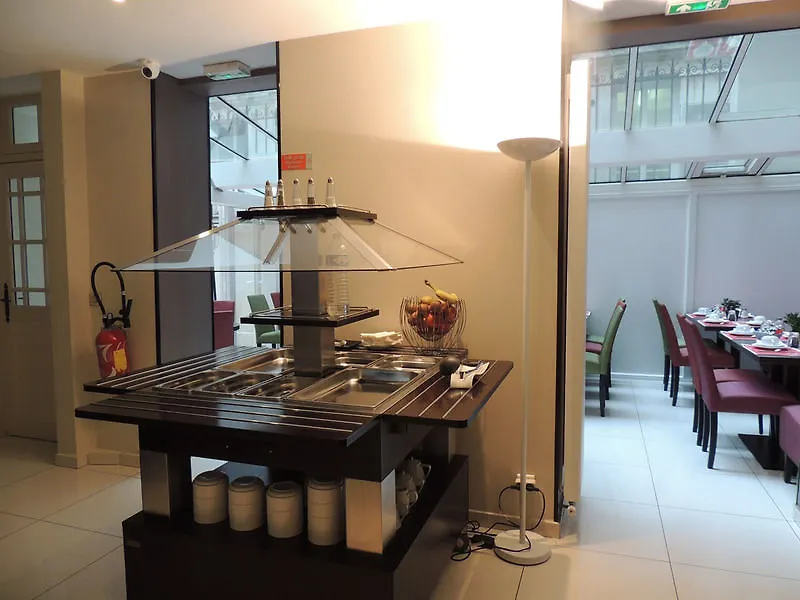 *** Hotel Meridional Paris France
